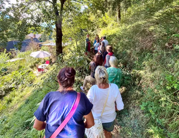 Willkommen in Sieglindes Natur- und Waldgarten im alpinen Raum